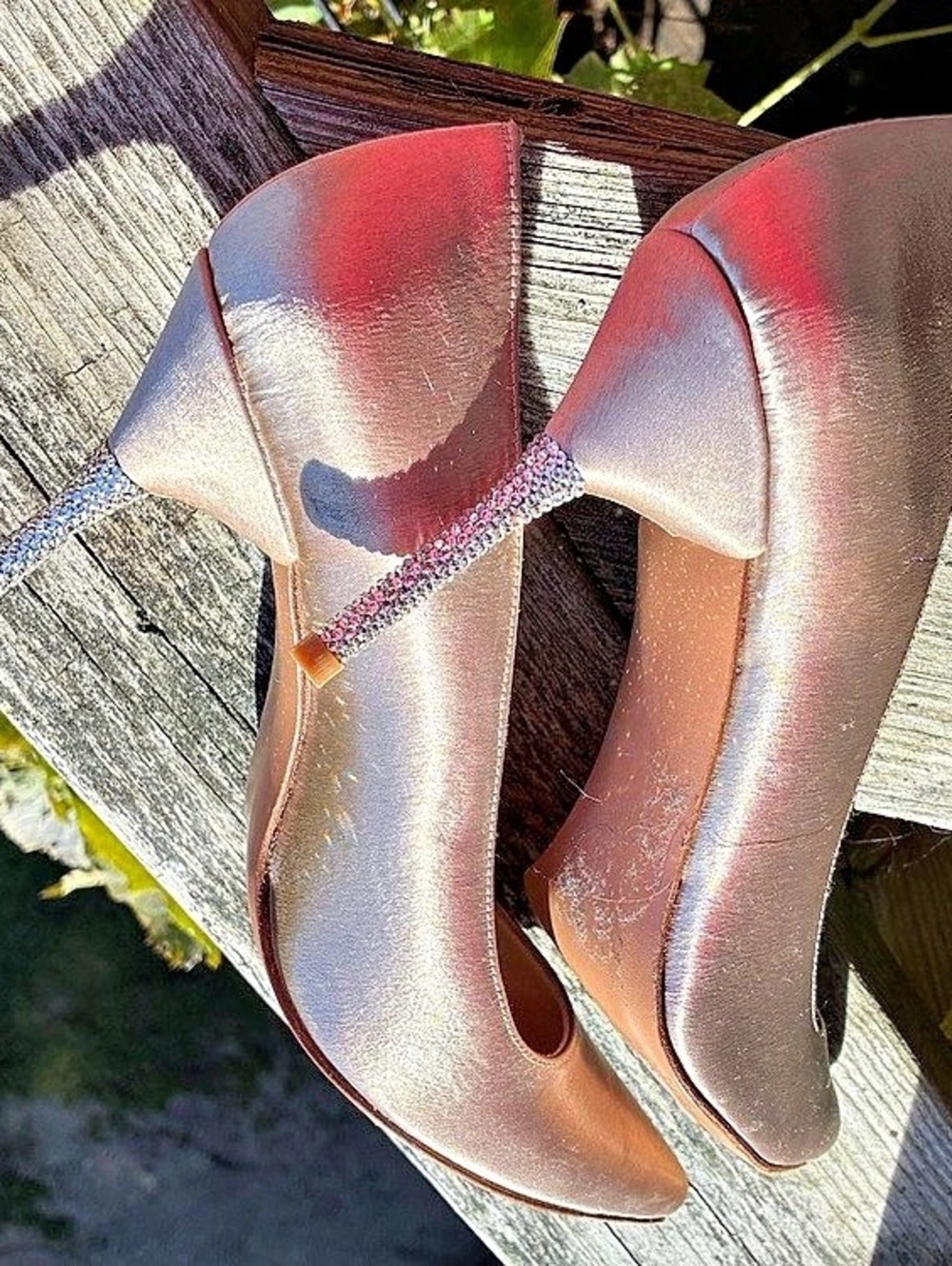Stuart Weitzman Pointed-Toe Heels in Beige